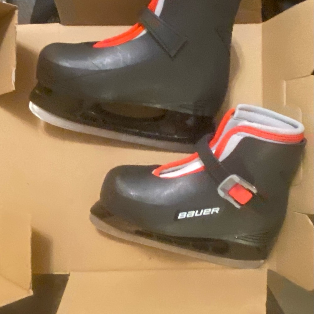 Bauer Kids Skates - Black and Red